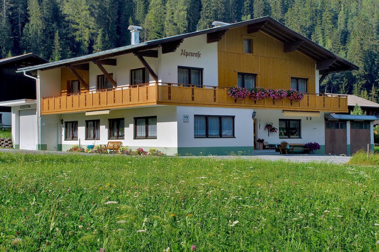 Alpenrose Appartements Burger Evelin Sankt Anton am Arlberg Exterior photo